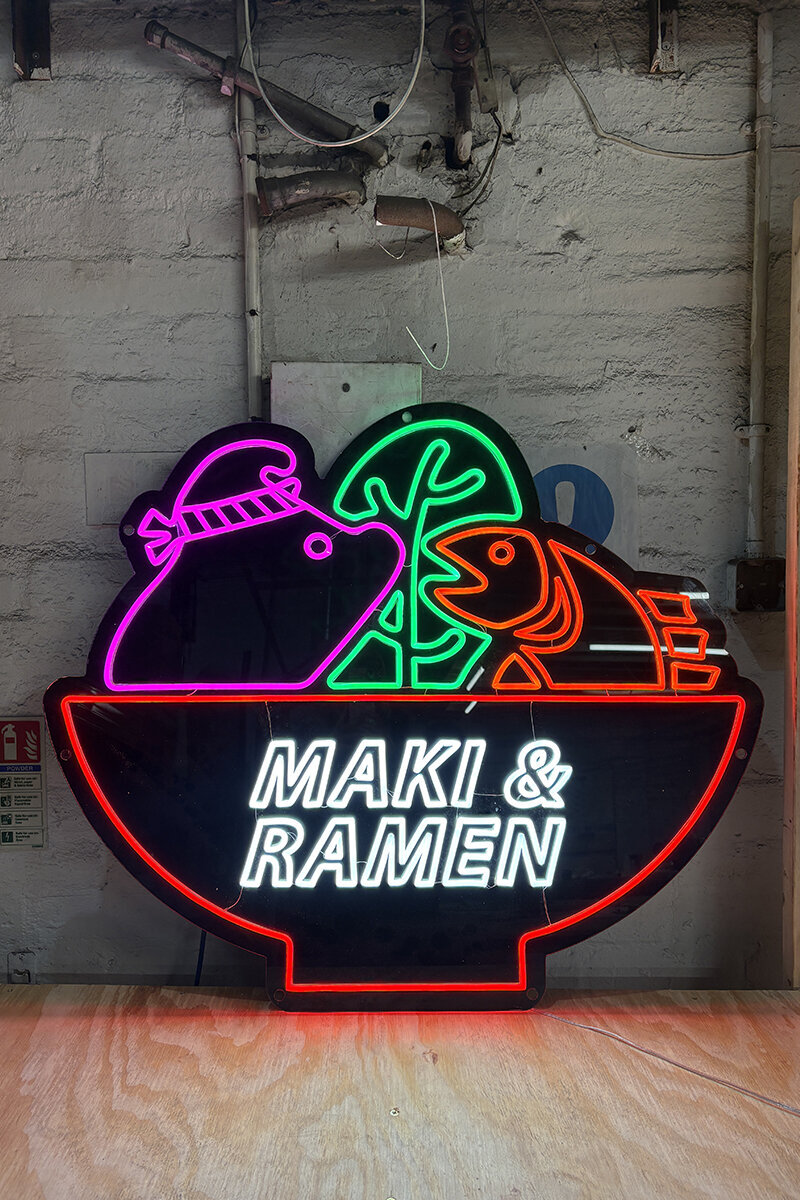 Restaurants signage example