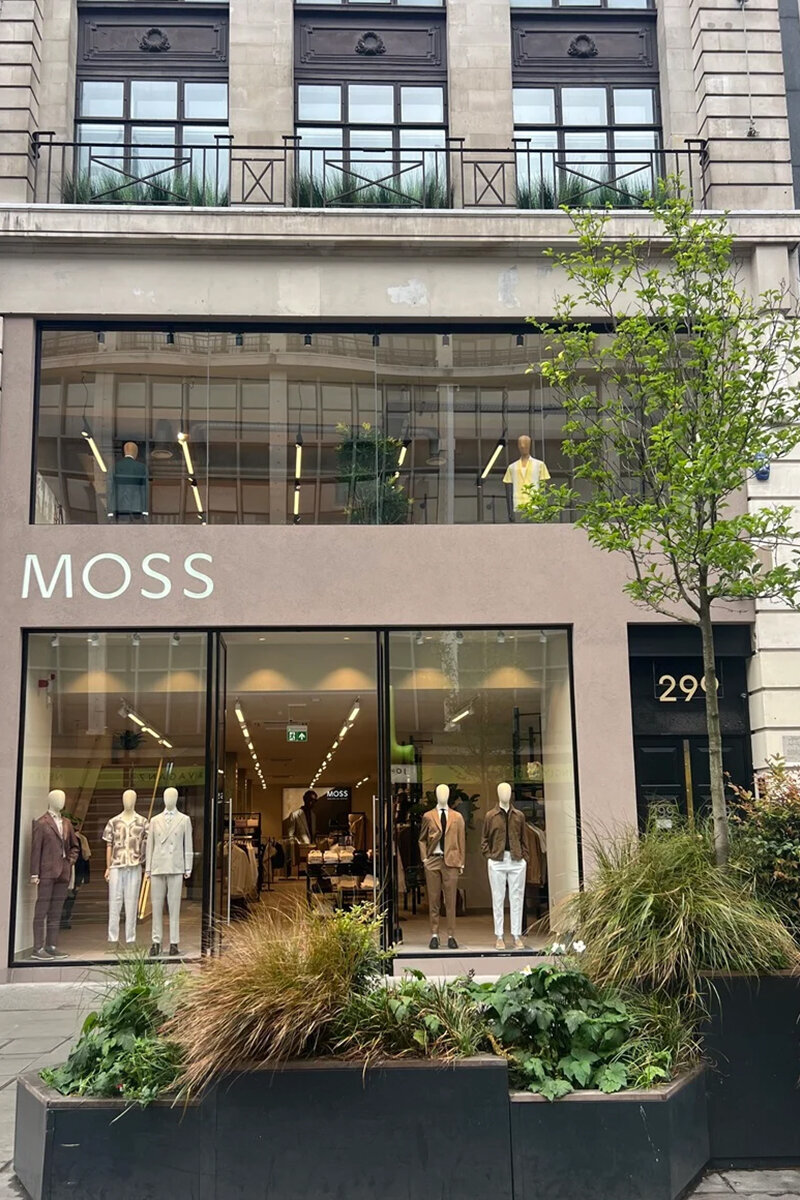 Moss — signage designed, manufactured and installed by Ellis Signs